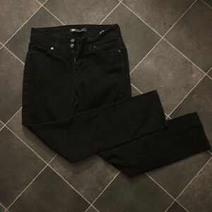 Levi’s Curvy Jeans